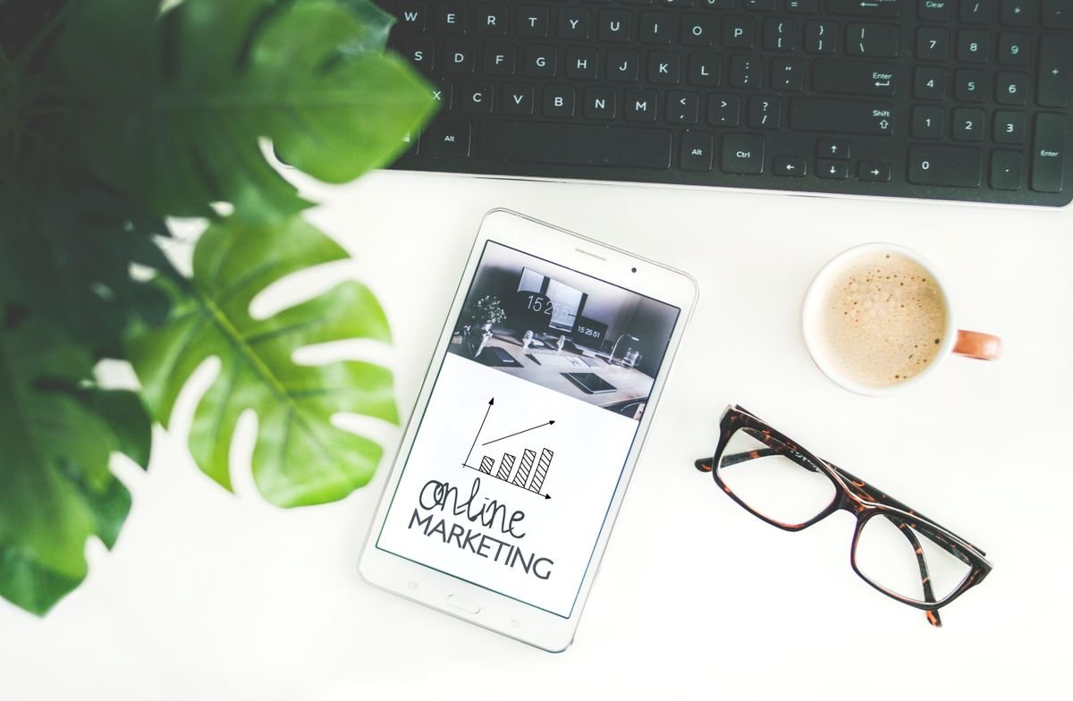 Tracking Google rankings on a screen